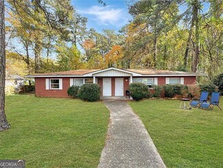 5869 Old Gordon Rd Unit B, Mableton, GA 30126