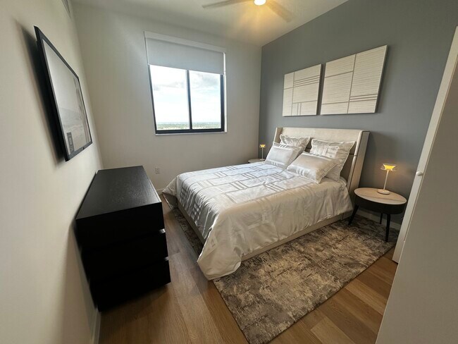 134 SE 2nd Ave unit A2, Dania, FL 33004 - photo 5