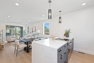 1745 S Rock View Ln, Boise, ID 83705