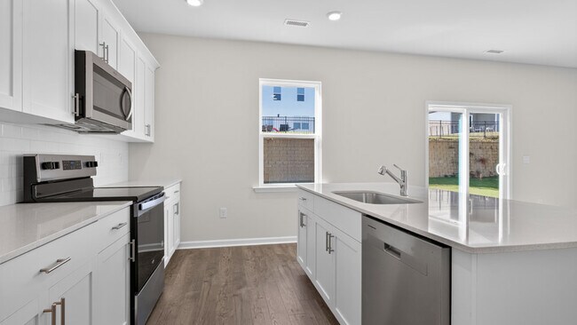 325 Swift Creek Farm Ln unit 36210108, Clayton, NC 27527 - photo 5