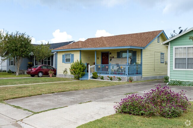 Arts and crafts homes are found in more established neighborhoods in San Benito.