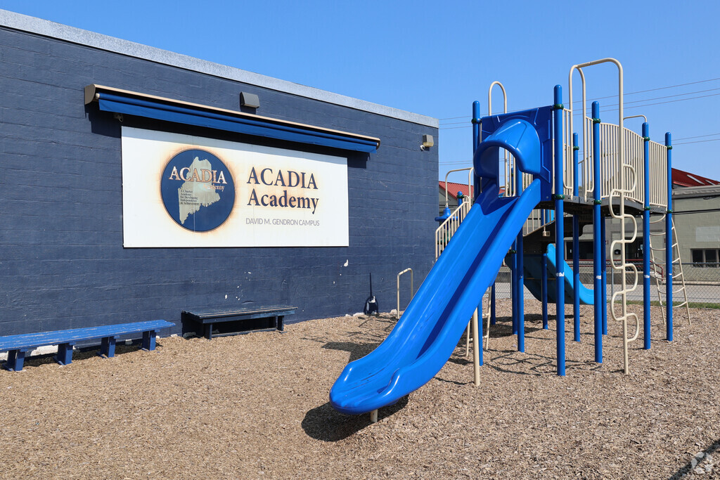 Acadia Academy develops independence and provides comprehensive education,