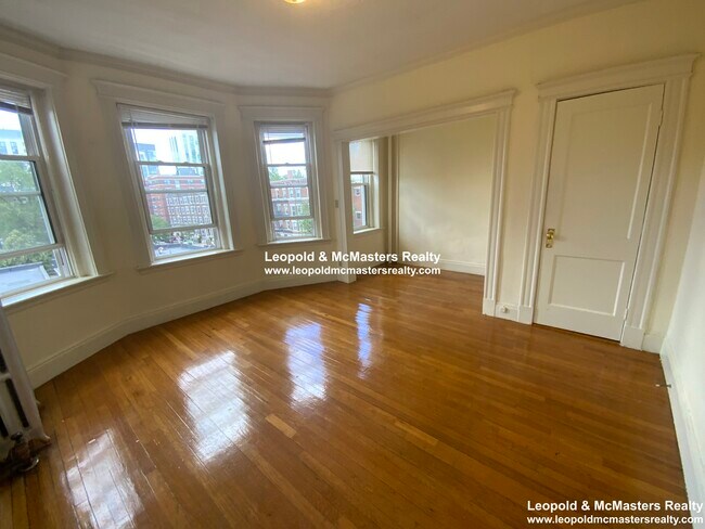 67 Park Dr unit 21, Boston, MA 02215 - photo 3