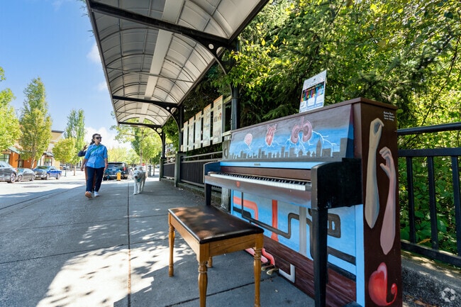 Locals enjoy the arts on walks around Mill Creek East.