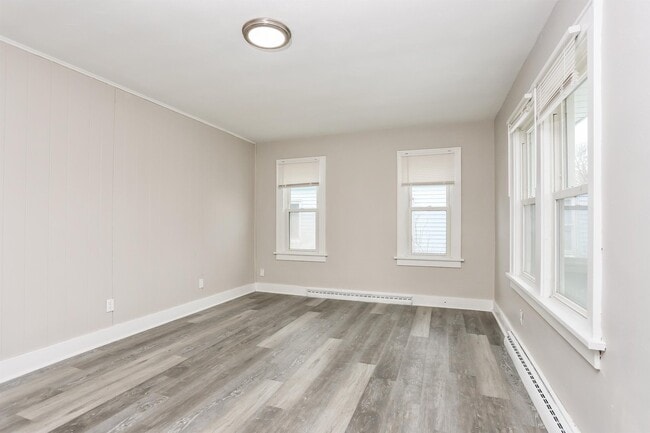 1201 S 14th St, Pekin, IL 61554 - photo 7