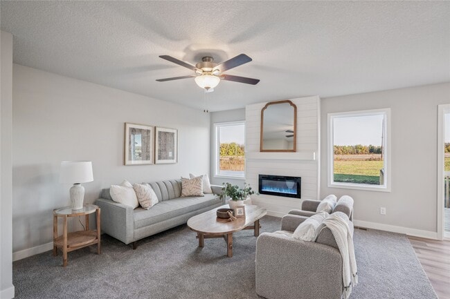 25087 Bluebird Cir, Adel, IA 50003 - photo 5