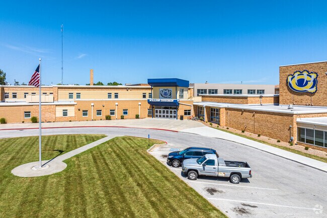 William Chrisman High School is a Public High School located in Independence, MO.