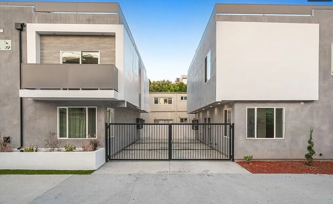 10857 Morrison St unit 10857 Morrison St, North Hollywood, CA 91601 - photo 4