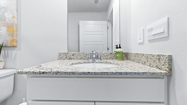 1600 Beverly Ln, Hahira, GA 31632 - photo 6