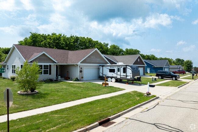 Darien’s newer subdivisions feature clean, paved sidewalks ideal for walking and biking.