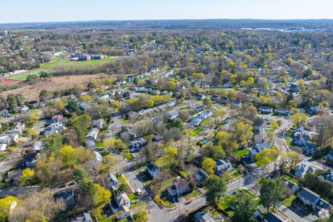 Find the home that will make you Thompsonville's best new neighbor.