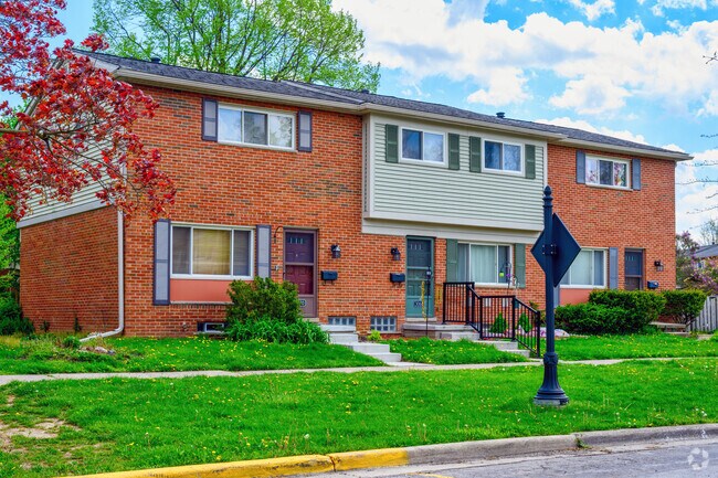 Colonial Square Co-op in Southeast Ann Arbor has affordable condominiums available.