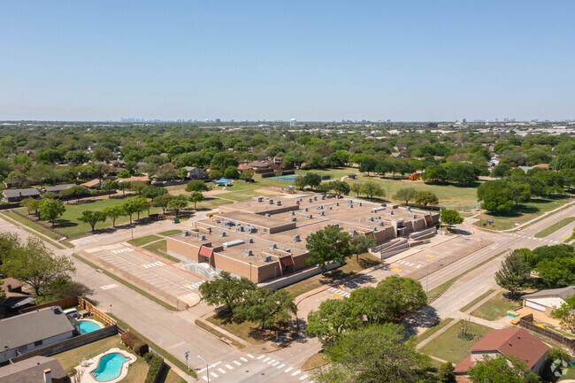 Yale Elementary School is located within Richardson, TX.