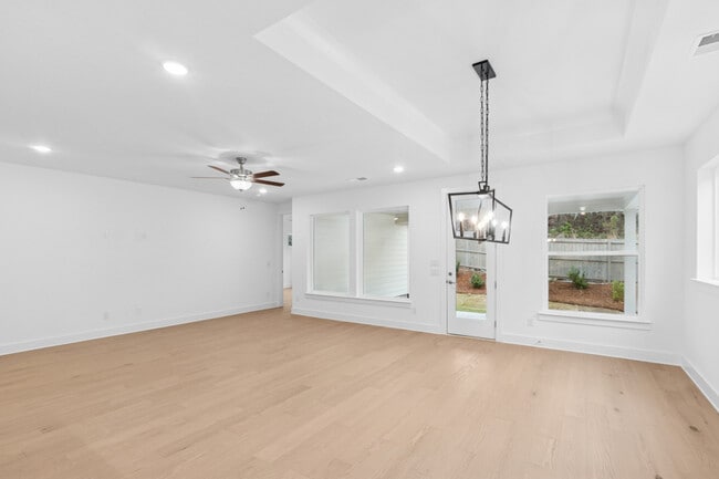 258 Strawberry Ln, Woodstock, GA 30189 - photo 6