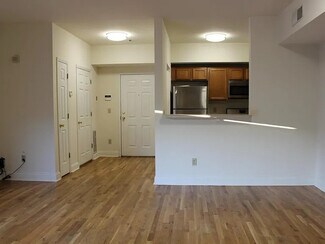 410 Jefferson St Unit 412, Hoboken, NJ 07030