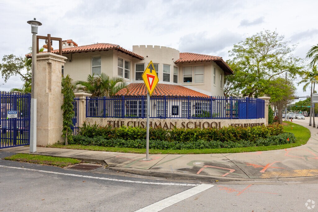 The Cushman School, Rankings & Reviews