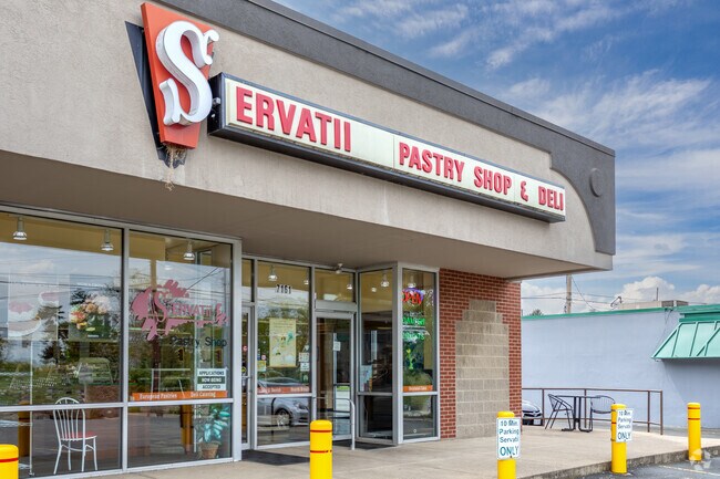 Servatti Pastry Shop & Deli on Beechmont Avenue in Fruit Hill