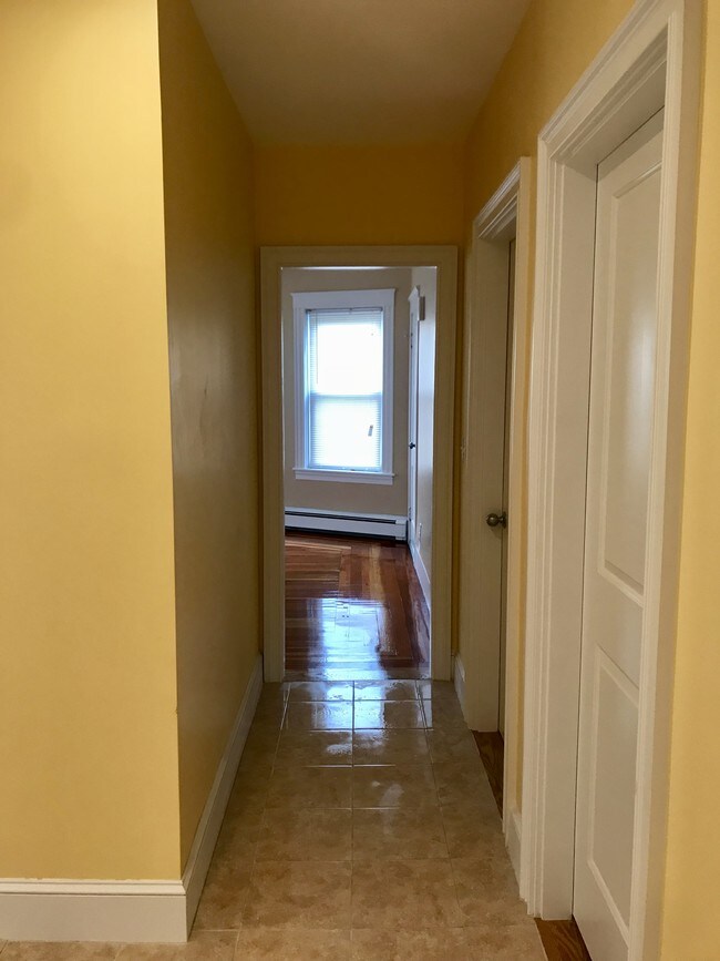 23 New Haven St Unit 2, Central Falls, RI 02863