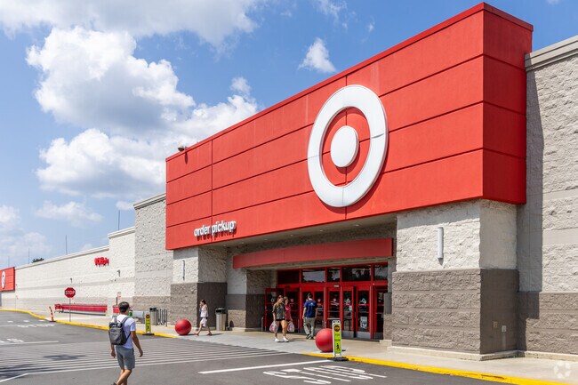 Grab all of your home needs from the local Target in Sunbeam.