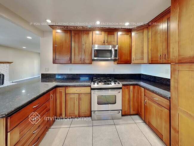 6828 Nevada Ave, Canoga Park, CA 91303 - photo 7