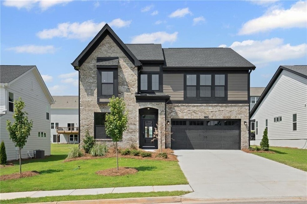 752 Crystal Lake Pkwy, Hoschton, GA 30548 - photo 1