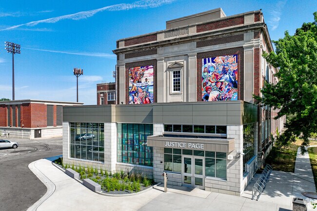 Justice Page Community Middle School enrolls over 1,000 students in grades 6-8.