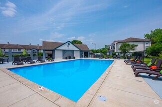 6612 Eagle Pointe Dr N, Indianapolis, IN 46254