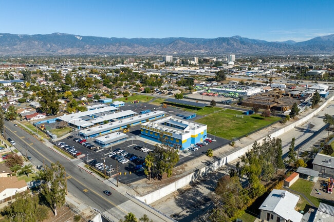 Your kids will enjoy learning in the inspiring atmosphere of Lytle Creek Elementary School.