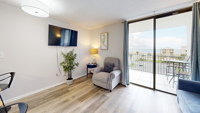 Gulf Shores Surf and Racquet Club unit A-414, Gulf Shores, AL 36542 - photo 2