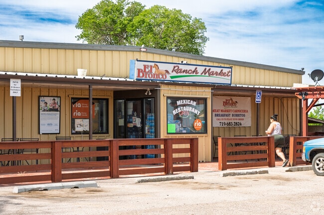 El Bronco Ranch Market carries your grocery needs in Yoder.