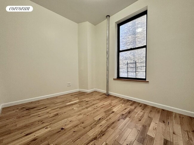 541 W 142nd St, New York, NY 10031 - photo 3