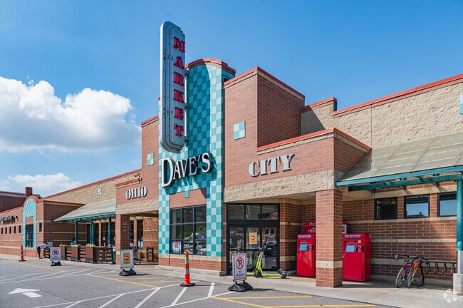 Dave's Market serves the Tremont, Ohio City, and Duck Island neighborhoods.