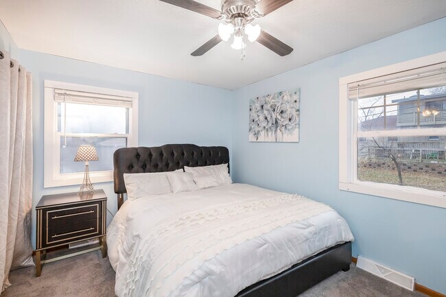 14627 E 36th St S, Independence, MO 64055 - photo 6