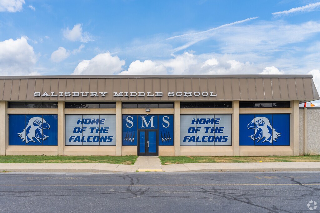 At Salisbury Middle School, students can expect top quality teaching efforts from staff.