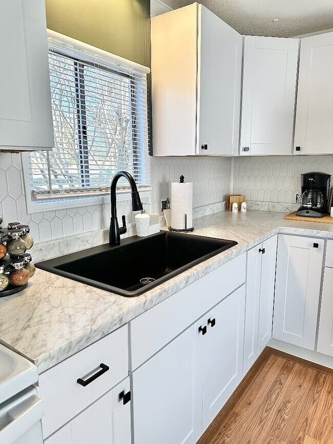 4414 Holly Leaf Rd, Ramseur, NC 27316 - photo 2