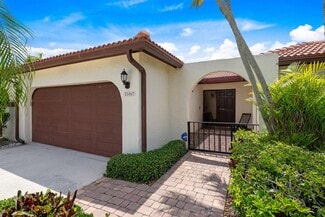 21567 Villa Nova Dr, Boca Raton, FL 33433