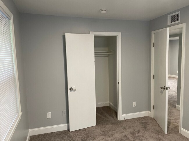 4945 Sheriff Rd NE, Washington, DC 20019 - photo 4