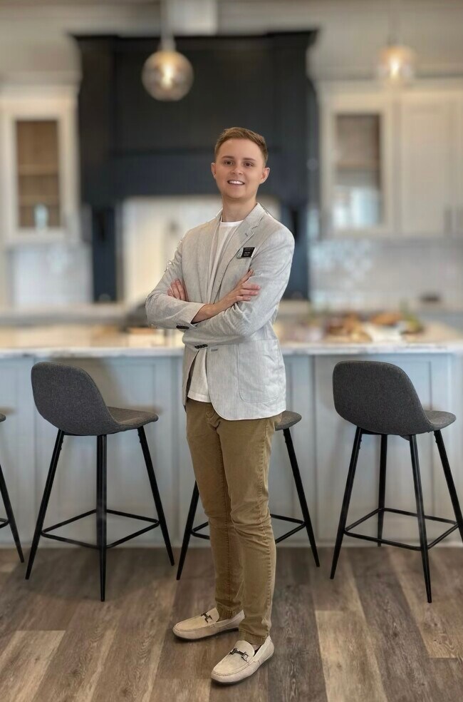 Cody Ezell