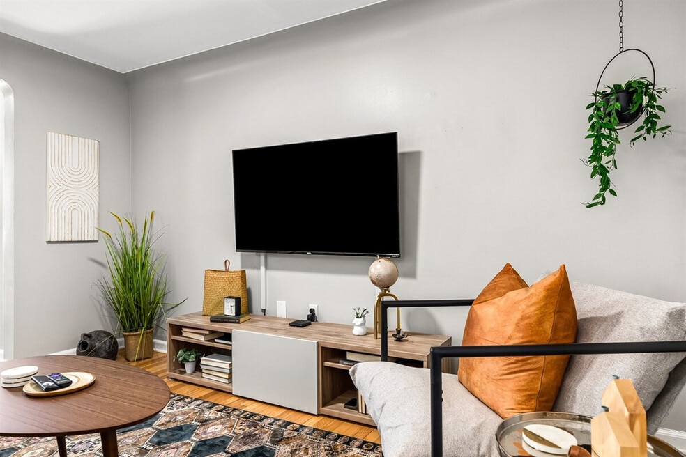 8254 Mary Ann Ave unit ID1032366P, Shelby Township, MI 48317 - photo 1