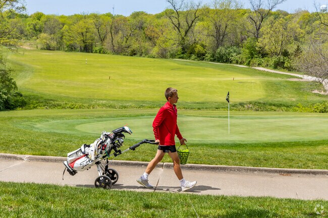 Drumm Farms Golf Course has an 18-hole course that everyone can enjoy.