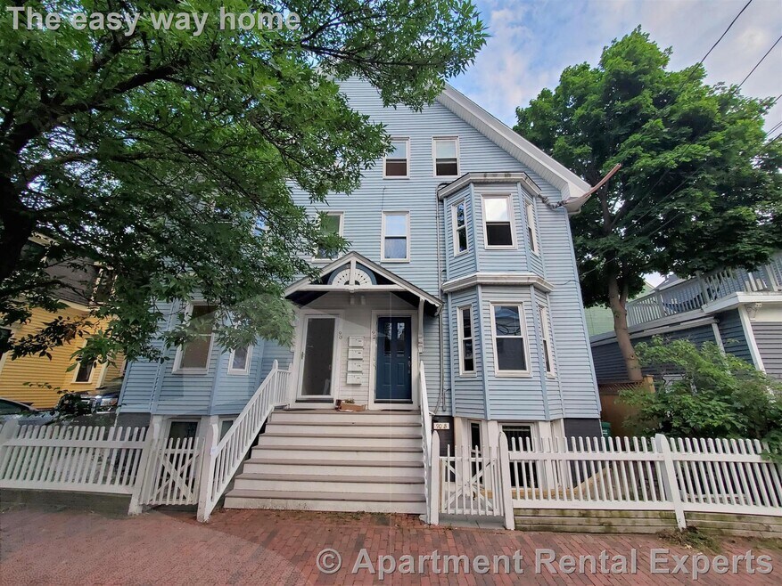 92 Pleasant St unit 3, Cambridge, MA 02139 - photo 1