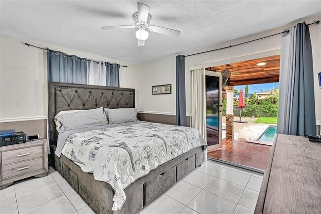 6960 SW 15th St, Pembroke Pines, FL 33023 - photo 4