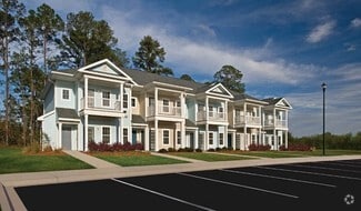 335 Courage Loop, Fort Stewart, GA 31315