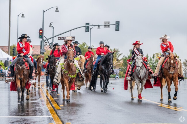 Swallows Day Parade shows off its equestrian culture in San Juan Capistrano.