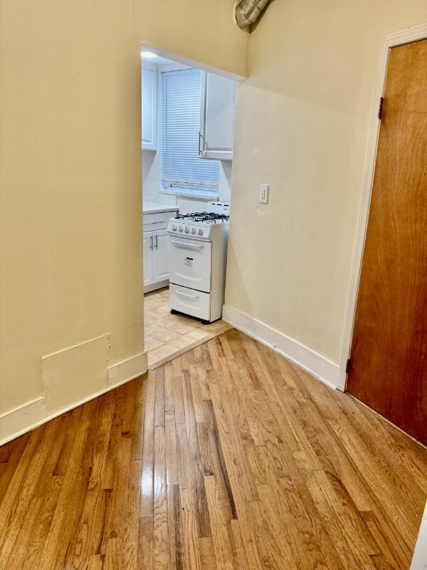 5031 N Harding Ave unit G, Chicago, IL 60625 - photo 3