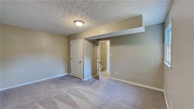 321 Tarragon Way SW, Atlanta, GA 30331 - photo 6