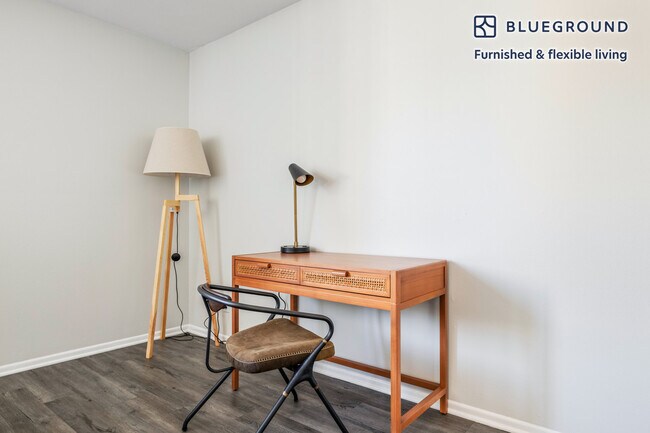 1423 N Curson Ave unit FL2-ID416, Los Angeles, CA 90046 - photo 4