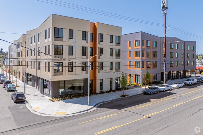 Aldea at Glisan Landing, Portland, OR 97213 - photo 2