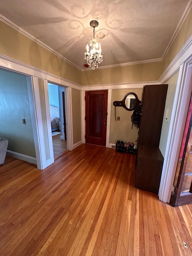 1263 Commonwealth Ave unit 8, Allston, MA 02134 - photo 6