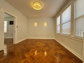 761 S 16th St Unit 2nd Floor, Newark, NJ 07103